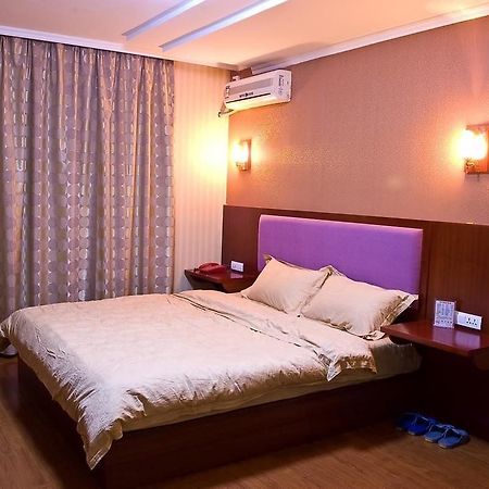 Yueliangwan Hotel 柳州 外观 照片